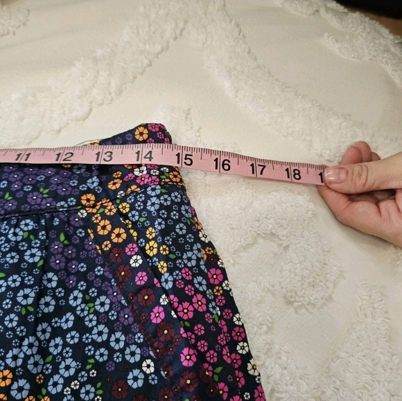 Tommy Hilfiger • Floral Skirt - Picture 3 of 5